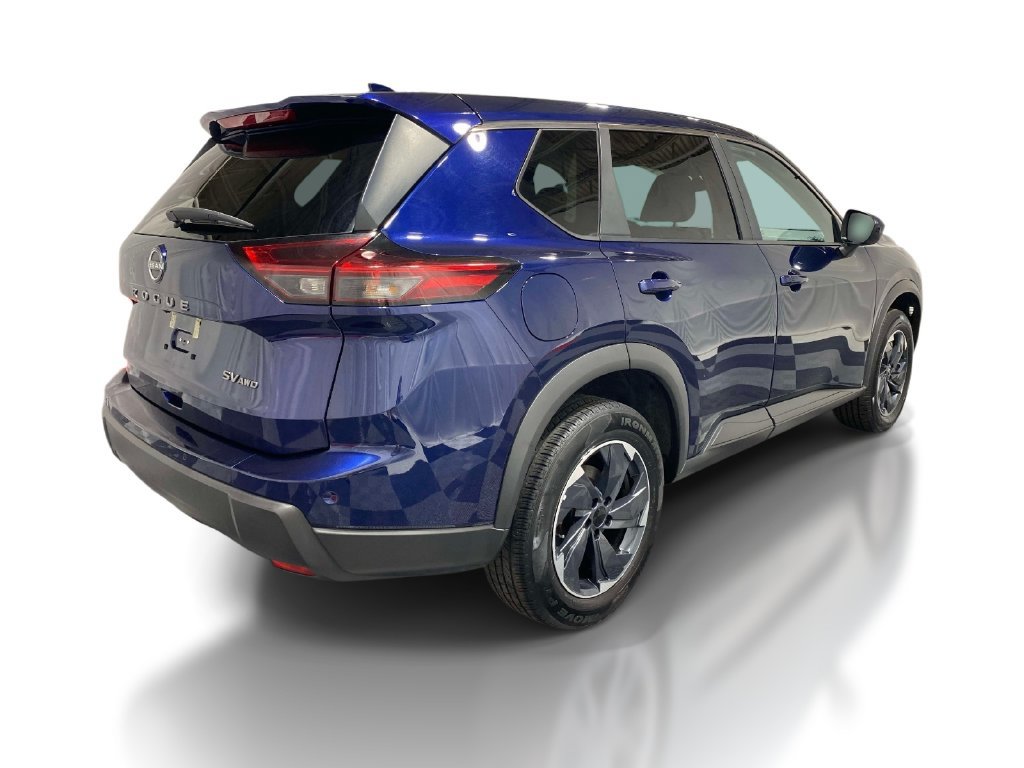 Used 2024 Nissan Rogue SV AWD/4WD image 4