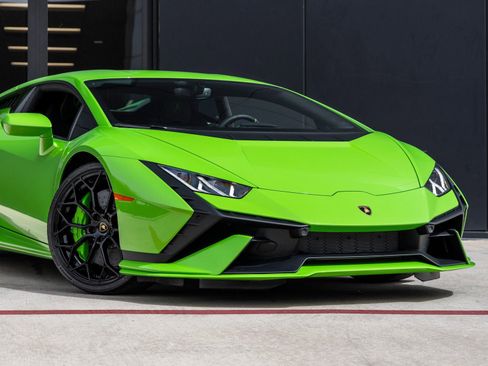 Used 2023 Lamborghini Huracan Tecnica RWD image 5
