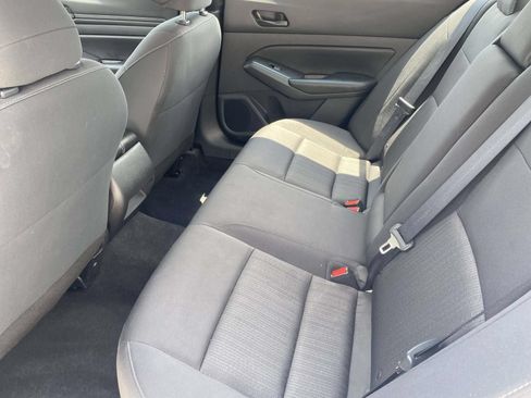 Used 2025 Nissan Altima 2.5 S FWD image 11