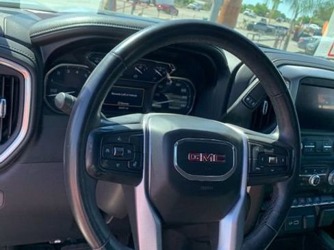 Used 2021 GMC Sierra 1500 SLT w/ SLT Premium Package AWD/4WD image 22