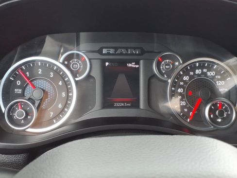 Certified 2025 RAM 2500 Big Horn AWD/4WD image 19