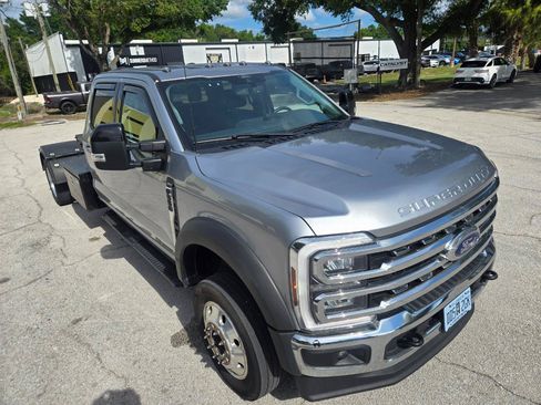 Used 2024 Ford F550 4x4 Crew Cab Super Duty image 8