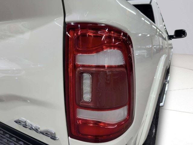 Used 2020 RAM 2500 Laramie AWD/4WD image 15