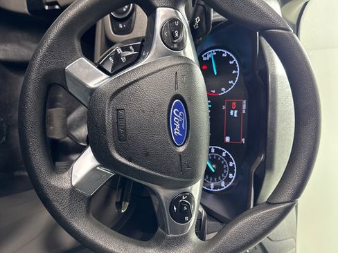 Used 2020 Ford Transit Connect XL image 16