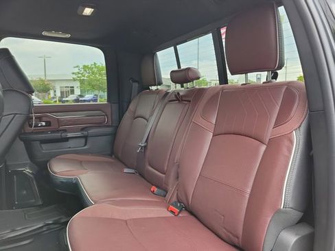 Used 2025 RAM 3500 Limited AWD/4WD image 11