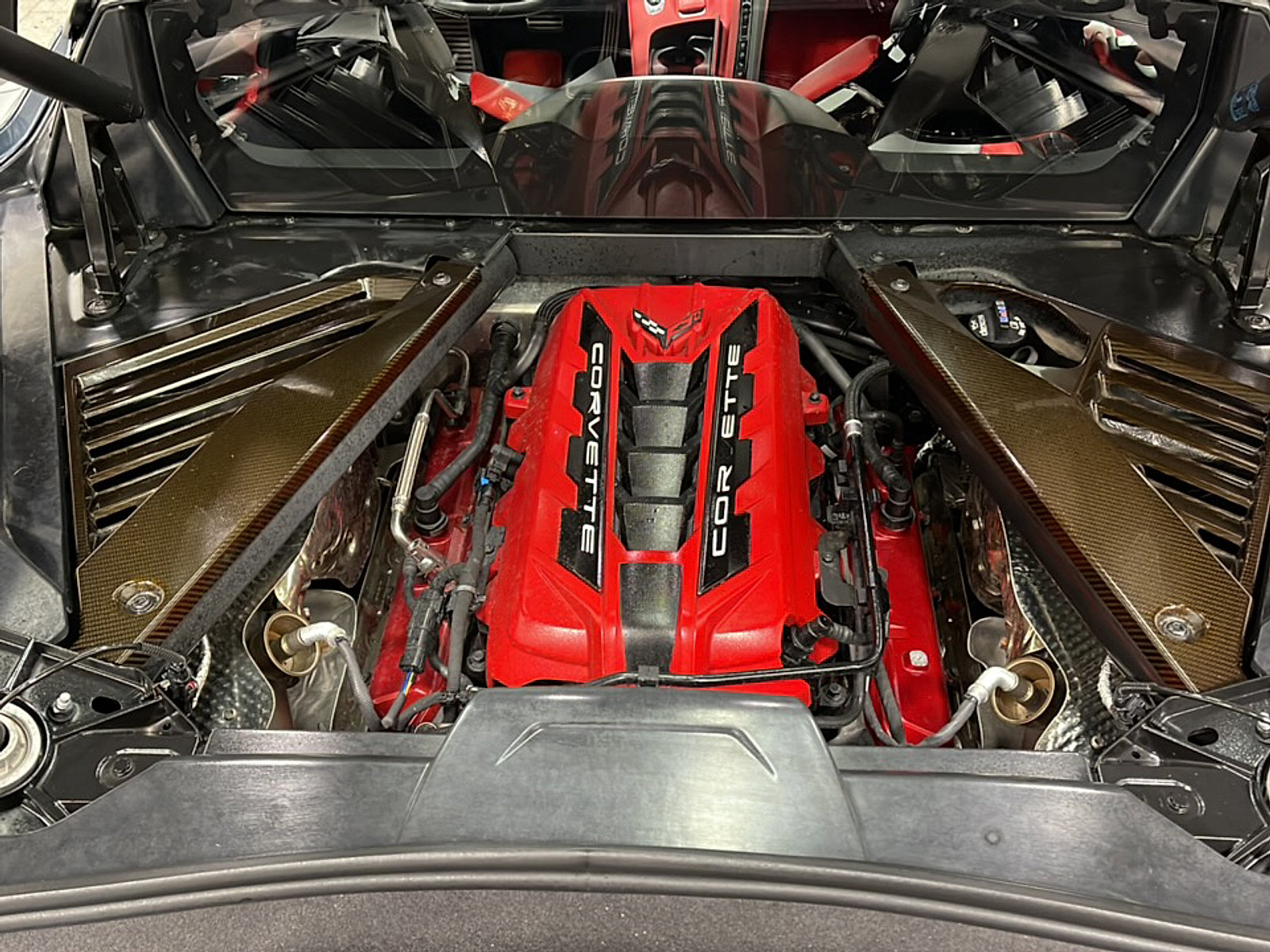 Used 2020 Chevrolet Corvette Stingray Preferred Cpe w/ 2LT Preferred Equipment Group RWD image 23