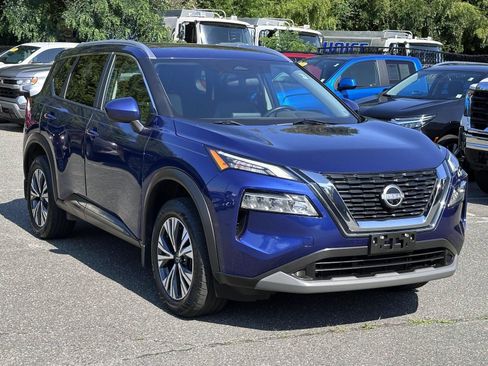 Used 2023 Nissan Rogue SV w/ SV Premium B Package AWD/4WD image 5