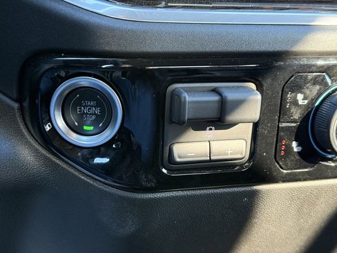 Used 2025 Chevrolet Silverado 1500 LT w/ Protection Package image 31