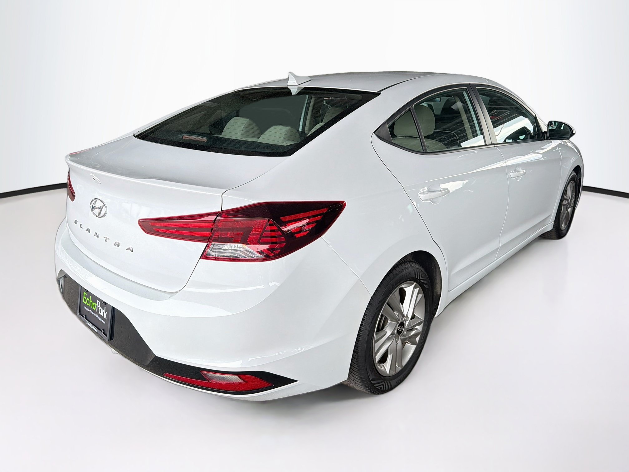 Used 2020 Hyundai Elantra SEL FWD image 9