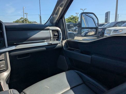 Used 2021 Ford F150 Lariat w/ Equipment Group 502A High AWD/4WD image 17