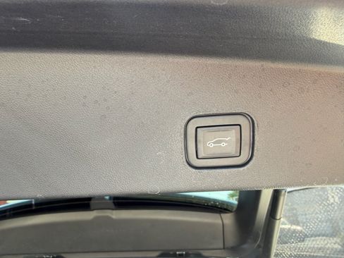 Used 2024 Cadillac Lyriq Tech w/ Driver Assist Package AWD/4WD image 11