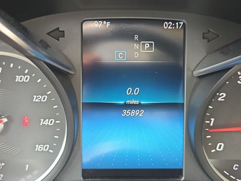 Used 2021 Mercedes-Benz GLC 300 image 10