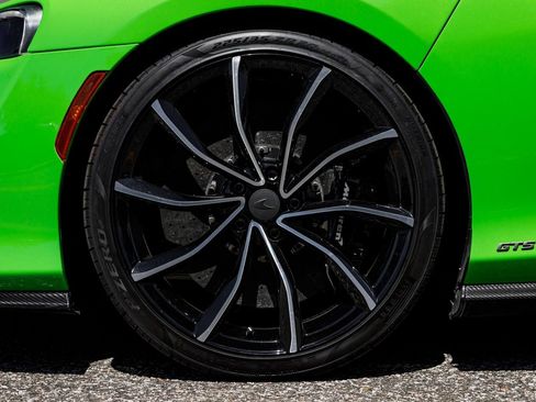 Used 2025 McLaren GTS RWD image 19