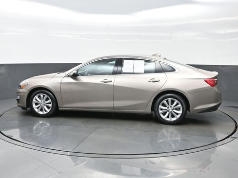 Used 2023 Chevrolet Malibu LT w/ Driver Confidence Package FWD image 3