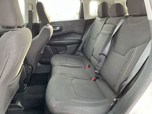Used 2018 Jeep Compass Sport image 26