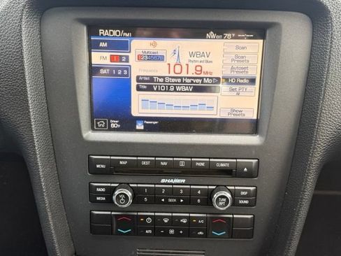 Used 2012 Ford Mustang Shelby GT500 w/ SVT Performance Pkg RWD image 18