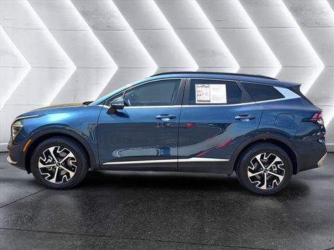 Used 2025 Kia Sportage EX w/ EX Premium Package AWD/4WD image 2