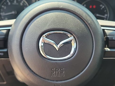 Used 2024 MAZDA MAZDA3 s FWD image 27