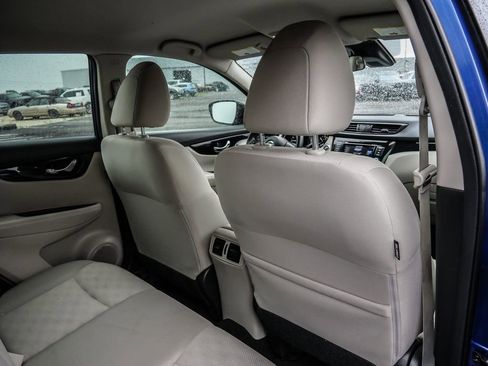 Used 2020 Nissan Rogue Sport SV FWD image 20