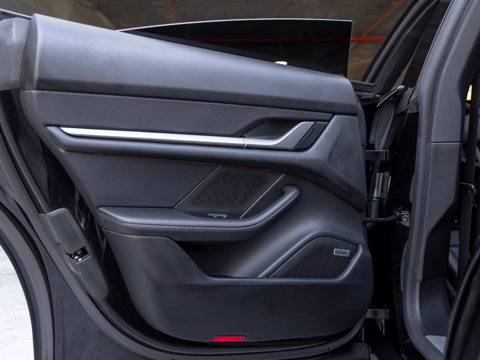 Certified 2025 Porsche Taycan RWD image 41