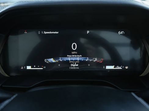 Used 2024 Jeep Grand Cherokee L Overland w/ Trailer Tow Package image 9