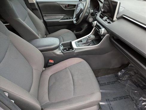 Used 2024 Toyota RAV4 LE image 19