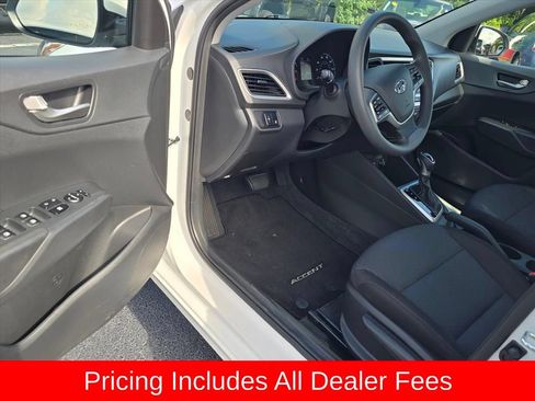 Used 2022 Hyundai Accent SE FWD image 9