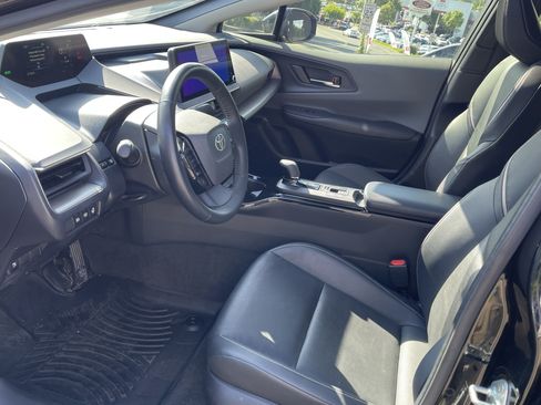 Certified 2024 Toyota Prius XLE AWD/4WD image 10
