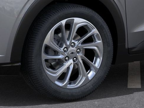 New 2027 Chevrolet Bolt LT FWD image 9