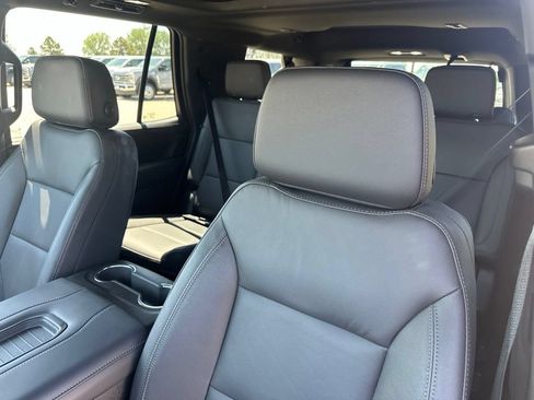 Used 2024 Chevrolet Tahoe LT w/ LT Signature Package AWD/4WD image 13