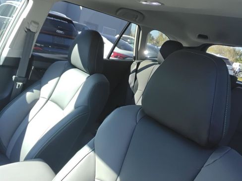 Used 2024 Subaru Outback Onyx Edition image 19