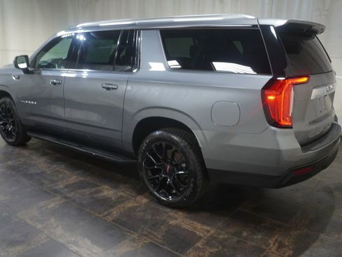 Used 2022 GMC Yukon XL SLE w/ Gmc Pro Safety Plus Package image 6