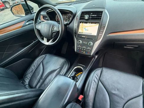 Used 2016 Lincoln MKC Reserve image 38