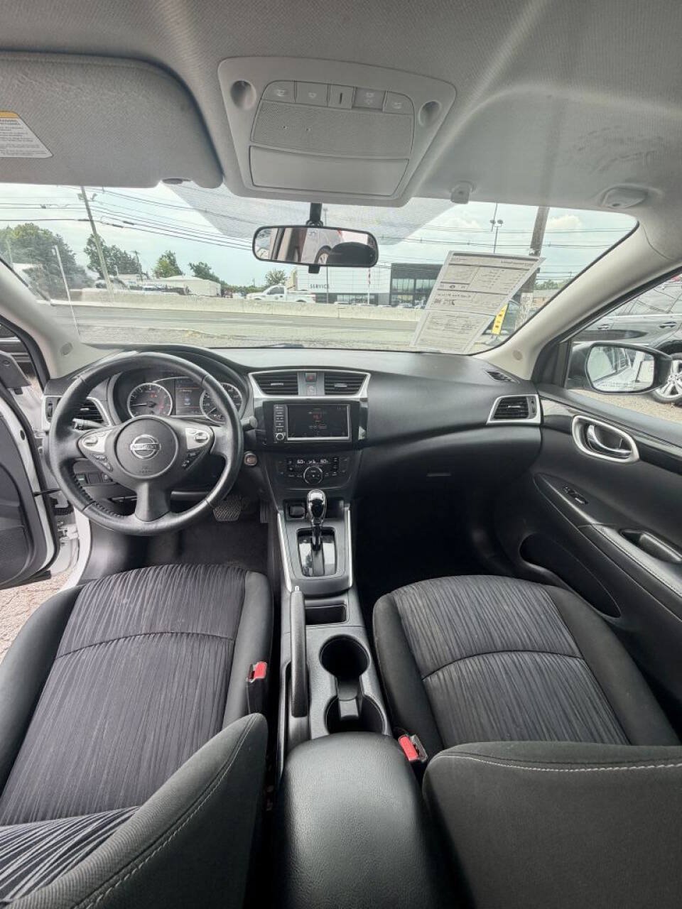 Used 2019 Nissan Sentra SV FWD image 14