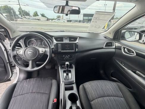 Used 2019 Nissan Sentra SV FWD image 14