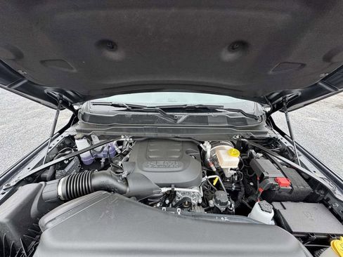 New 2026 RAM 2500 Big Horn AWD/4WD image 11