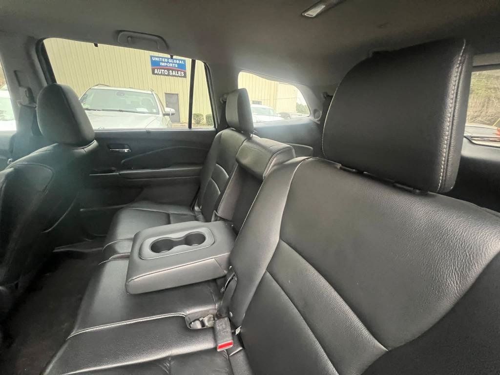 Used 2018 Honda Pilot Touring image 15