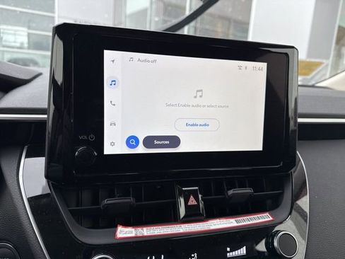 Used 2025 Toyota Corolla LE w/ LE Premium Package image 15