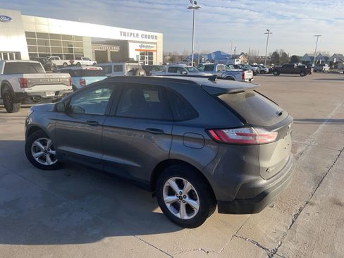 Used 2024 Ford Edge SE image 5