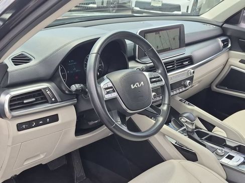 Certified 2022 Kia Telluride S FWD image 10