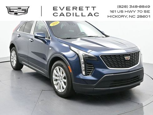 Used 2021 Cadillac XT4 Luxury w/ Cold Weather Package AWD/4WD image 1