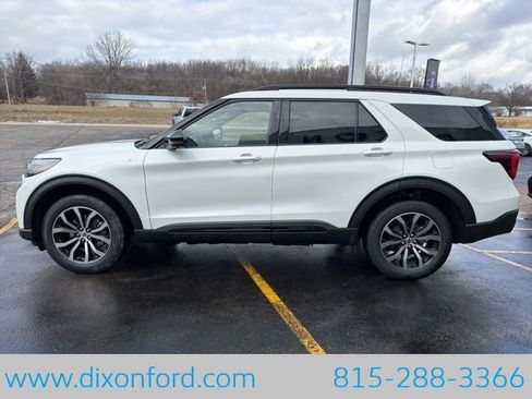 New 2026 Ford Explorer ST-Line AWD/4WD image 4