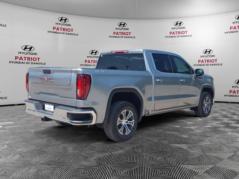 Used 2026 GMC Sierra 1500 SLT AWD/4WD image 3