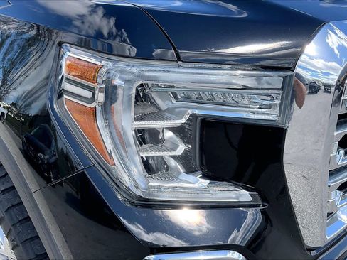 Used 2020 GMC Sierra 1500 SLT image 27