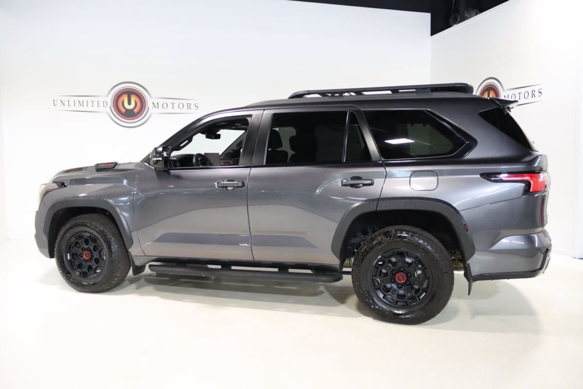 Used 2025 Toyota Sequoia TRD Pro AWD/4WD image 37