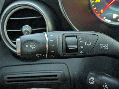 Used 2020 Mercedes-Benz GLC 300 w/ AMG Line image 6