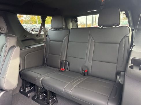 New 2026 GMC Yukon XL Denali image 13