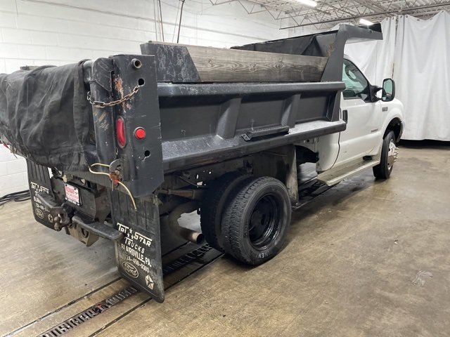 Used 2004 Ford F550 4x4 Regular Cab Super Duty image 7