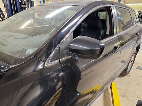Used 2014 MAZDA CX-9 Touring w/ Touring Technology Package FWD image 1