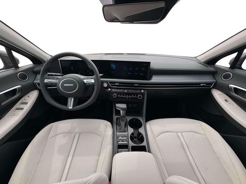 Certified 2026 Hyundai Sonata SE FWD image 13